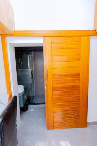 one click cozy suites