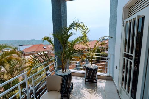 one click cozy suites