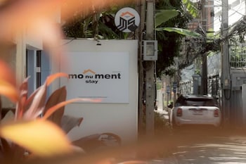monument stay