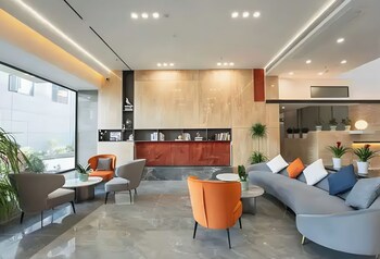 Zhangjiajie Yunxi Scenic Hotel,,3 star