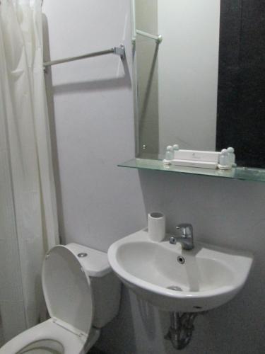 legreen suite setiabudi