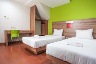 Legreen Suite Setiabudi,South Jakarta>>Jakarta,3 star