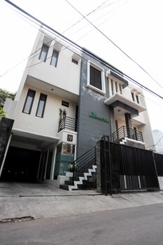 legreen suite setiabudi