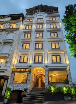 cloud chaser hotel