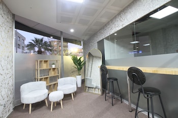 Royal Inn Bornova,,0 star