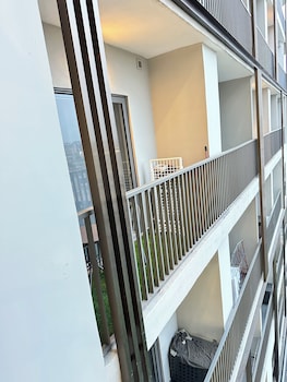 peravi suites at loxwood