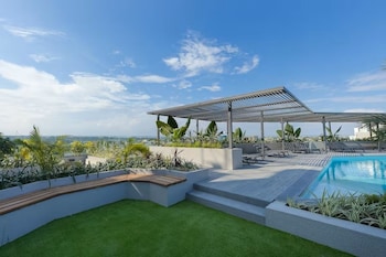 peravi suites at loxwood