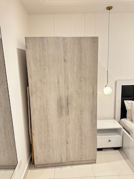peravi suites at loxwood