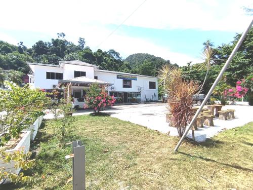 collection o analisa beach resort