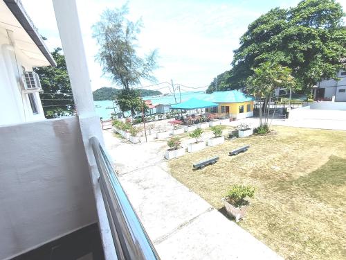 collection o analisa beach resort