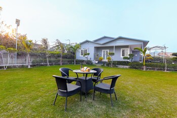 alaya stays rathore farm 3 bhk farmhouse