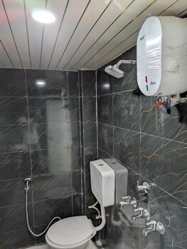 meenakshi guest house