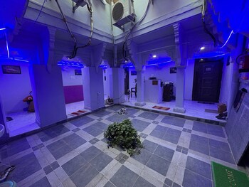 meenakshi guest house