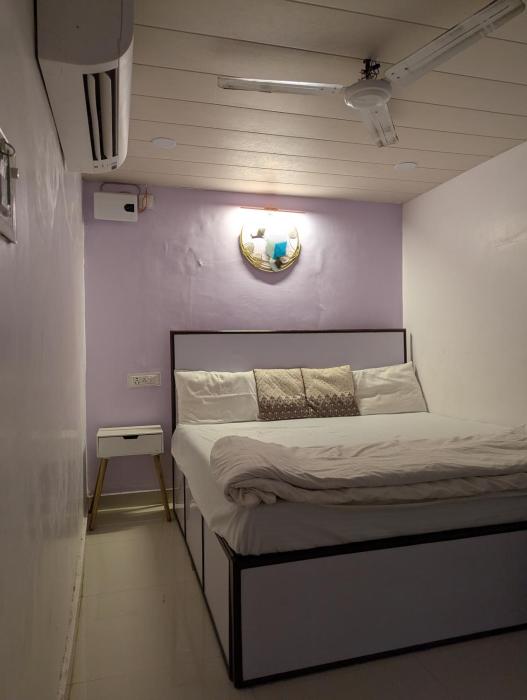 meenakshi guest house