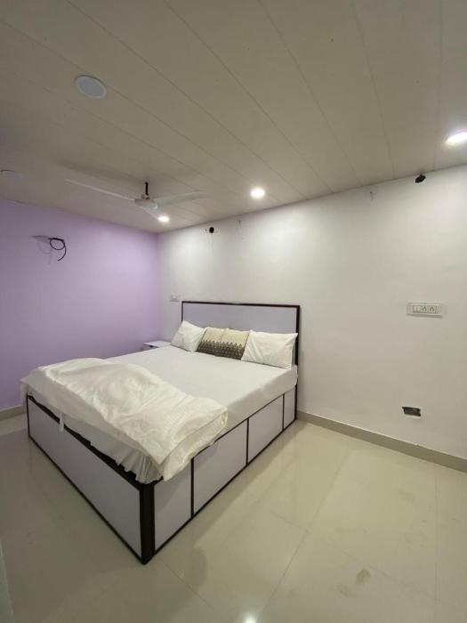 meenakshi guest house