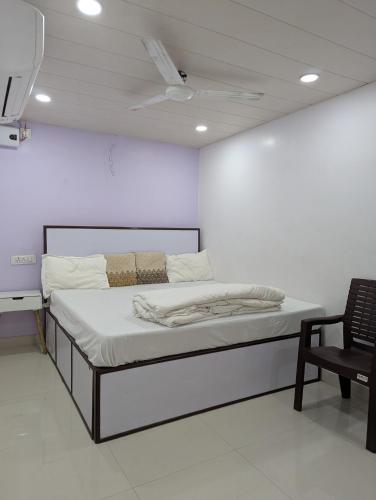 meenakshi guest house