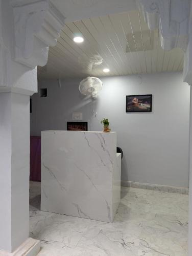 meenakshi guest house