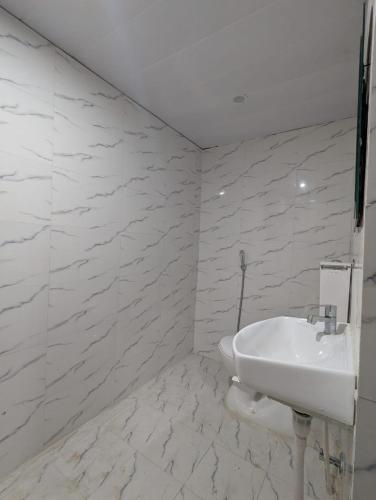 meenakshi guest house