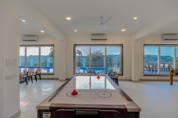 alaya stays midpoint uno 1 room suites