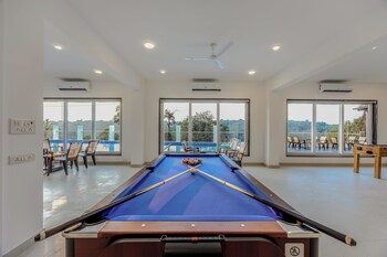 alaya stays midpoint uno 1 room suites