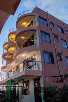 seed hotel entebbe