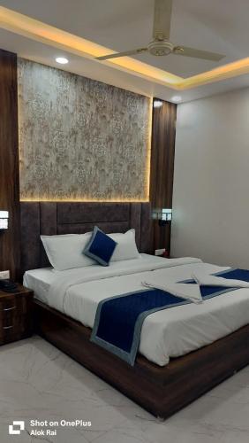 new hotel avni