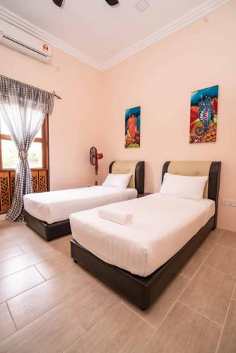 padimas villa datai valley