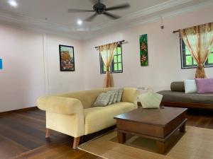 padimas villa datai valley