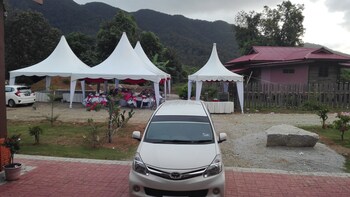 padimas villa datai valley