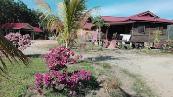 padimas villa datai valley