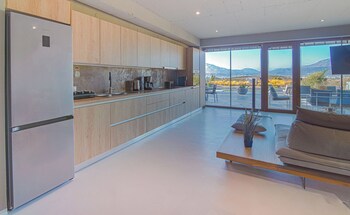 marnos grand villa