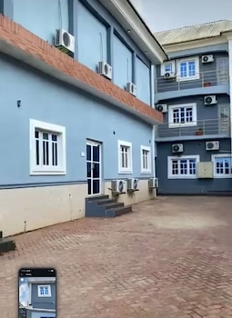Century 24 Hotel And Suites,,3 star