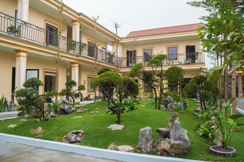 sunset garden 1