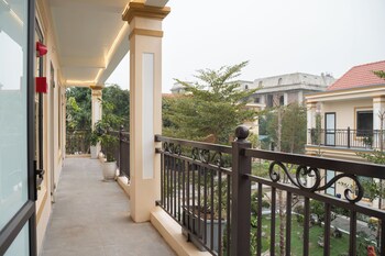 sunset garden 1