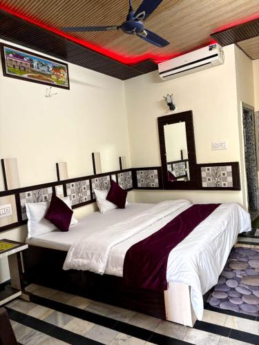 hotel new sun n rock