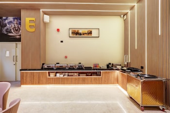 hotel premier inn