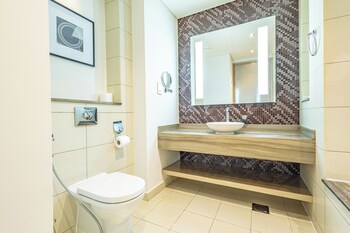 Superhost 1Br Damac Towers Paramount,,0 star