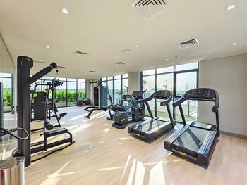 tranquil studio getaway in meydan city