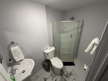 xenios suites