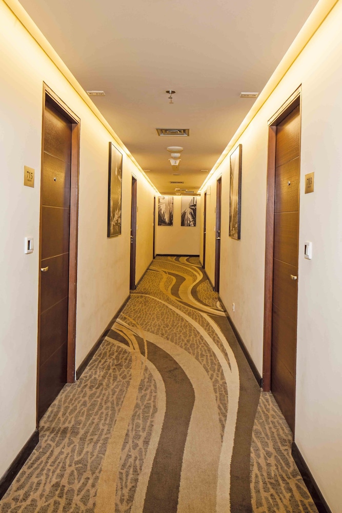 midtown hotel