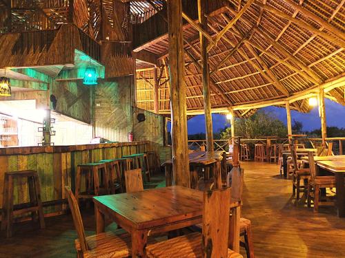 saadani beach camp