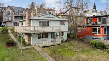 emerald hill city retreat 2br
