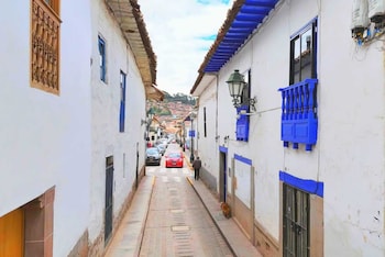 hostal flor de loto