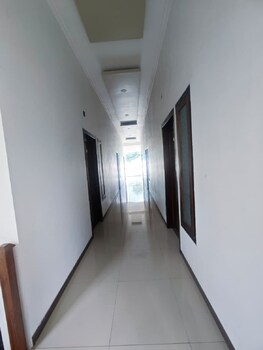 Guesthouse Twin Bromo,,2 star