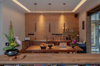 Emeishan Xiaoshanqing Luxury Resort,,4 star