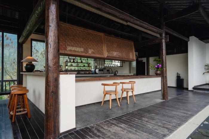 emeishan xiaoshanqing luxury resort