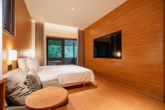 emeishan xiaoshanqing luxury resort