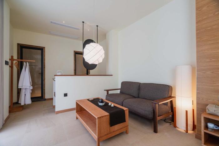 emeishan xiaoshanqing luxury resort