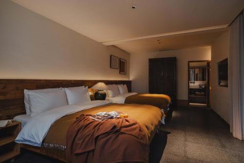 emeishan xiaoshanqing luxury resort