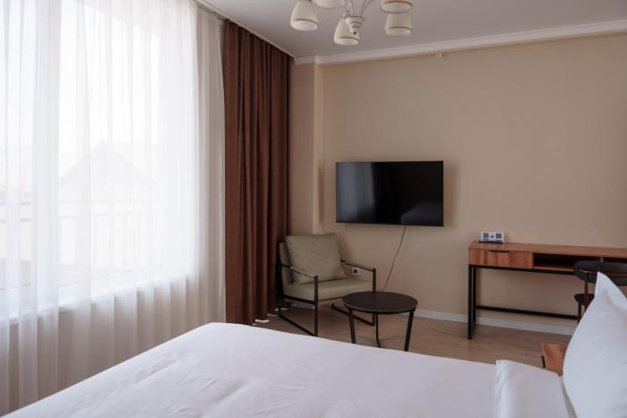ton azure hotel